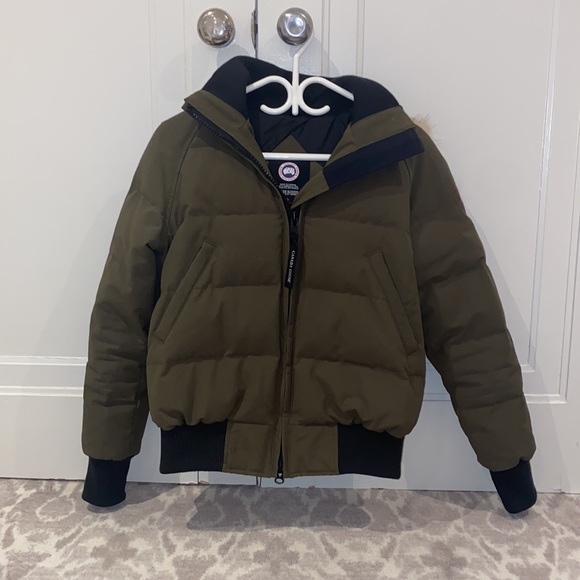 Green Cropped Canada Goose Jacket 